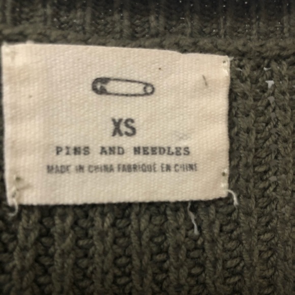 Pins & Needles oversized sweater - Picture 2 of 4